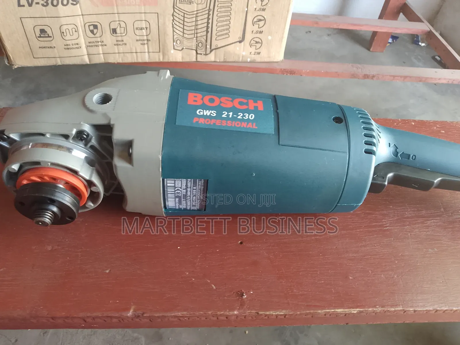 2300W Bosch Angle Grinder and Cutting Machine