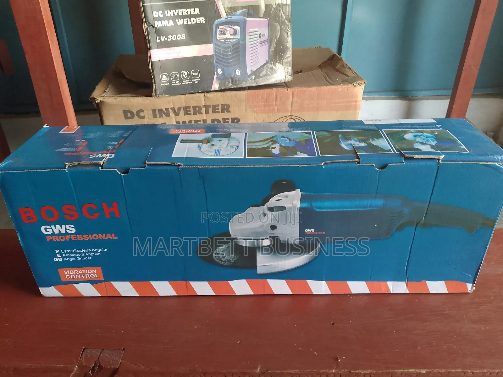 2300W Bosch Angle Grinder and Cutting Machine