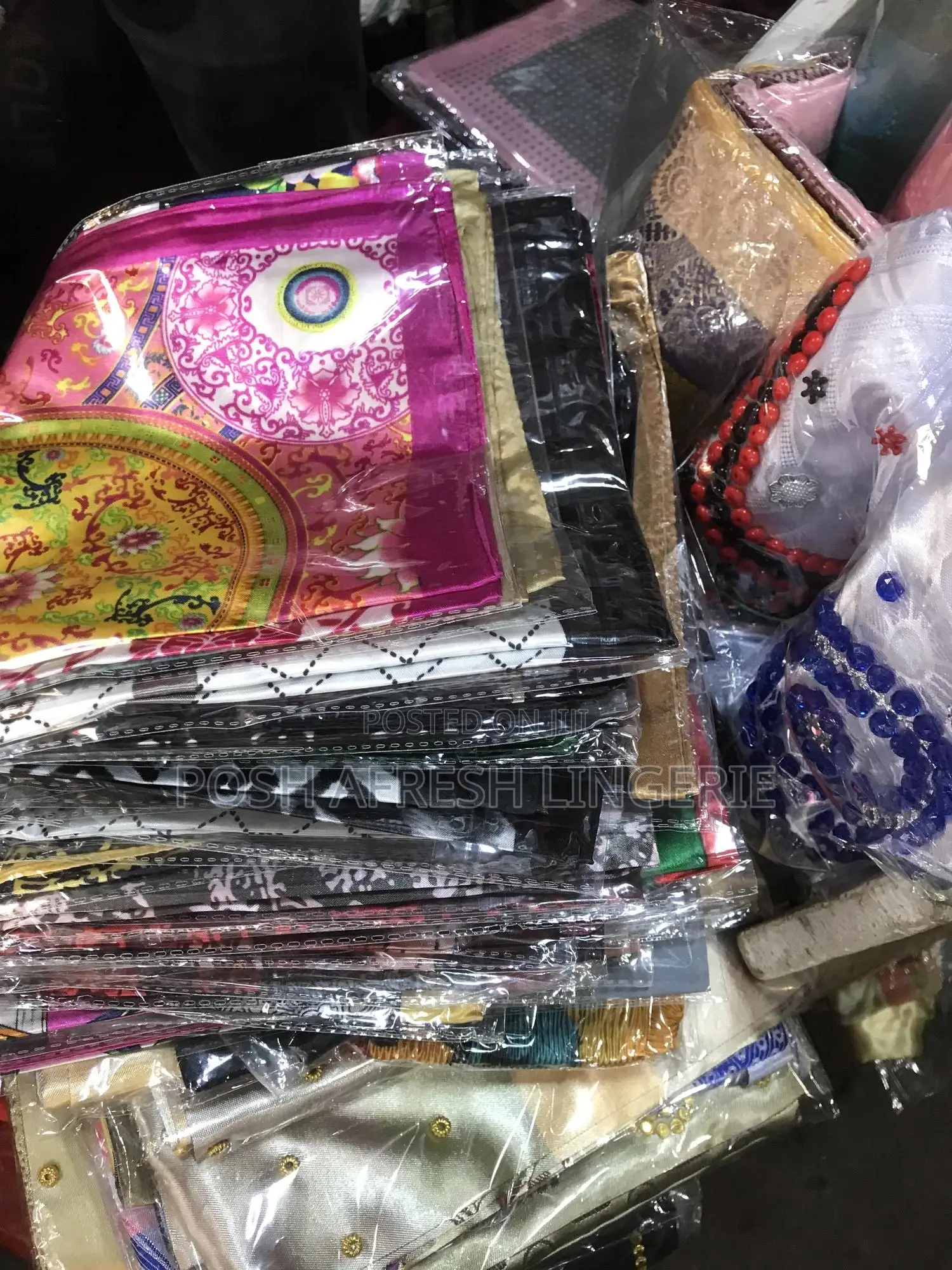 Vintage Scarves / Pleated/ Accessories Wholesale Prices