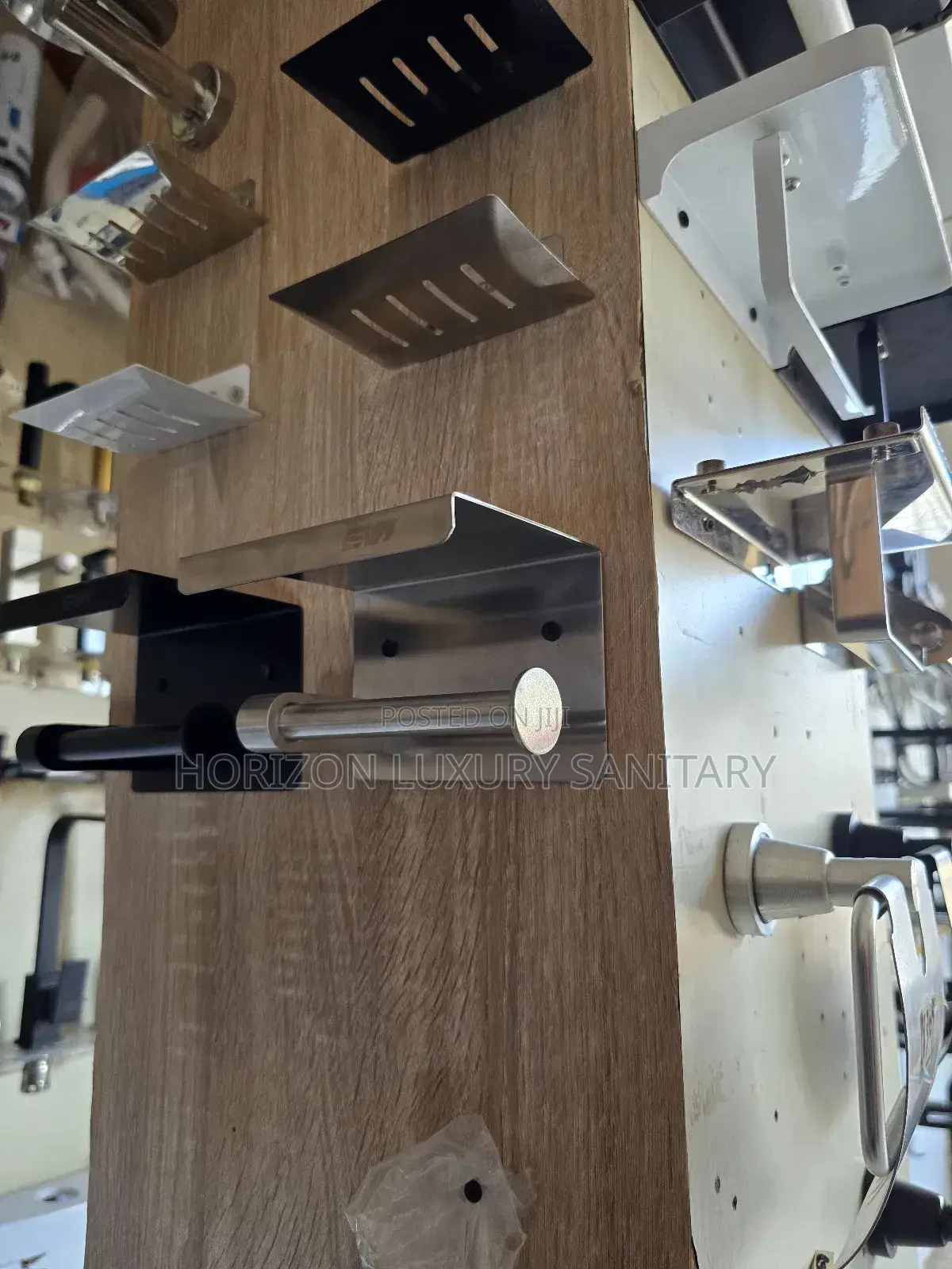 Modern Wall Mount Stainless Steel Toilet Paper Roll Holder