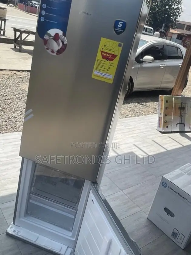 Get Adorable Midea 262L MDRB369FGN02 Bottomfreezer