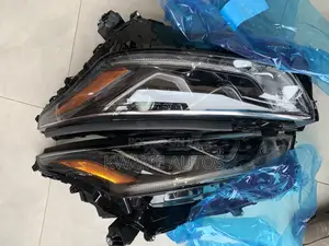 Highlander 20-23 Headlight Pair