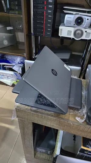 Laptop HP 250 G7 4GB Intel Celeron SSD 128GB