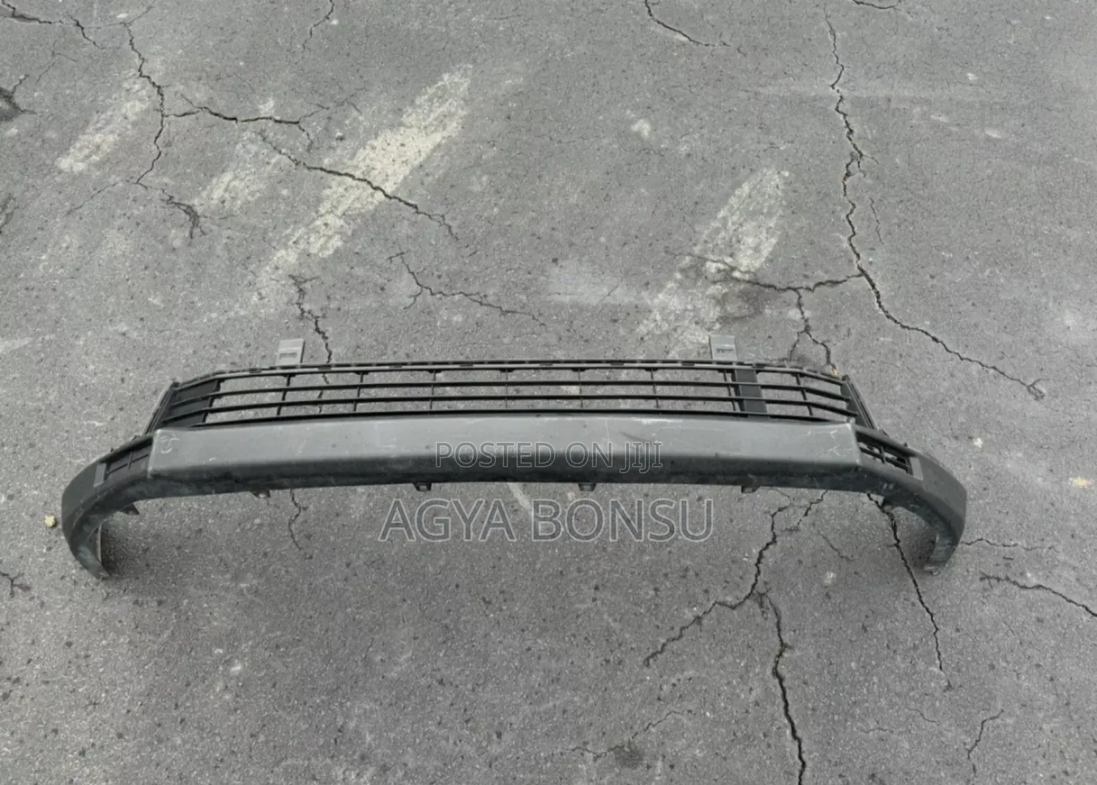 2017 2018 2019 Toyota Highlander Lower Down Bumper