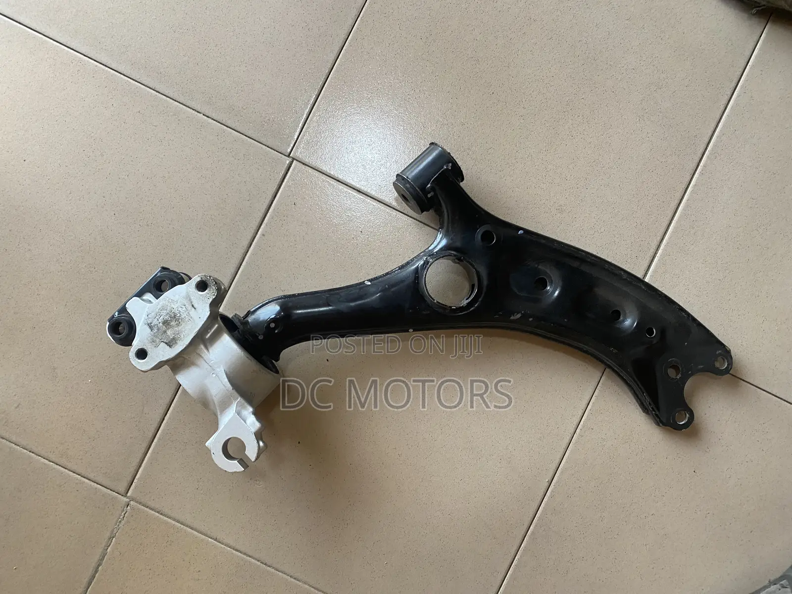 CRV 2017 Lower Arm