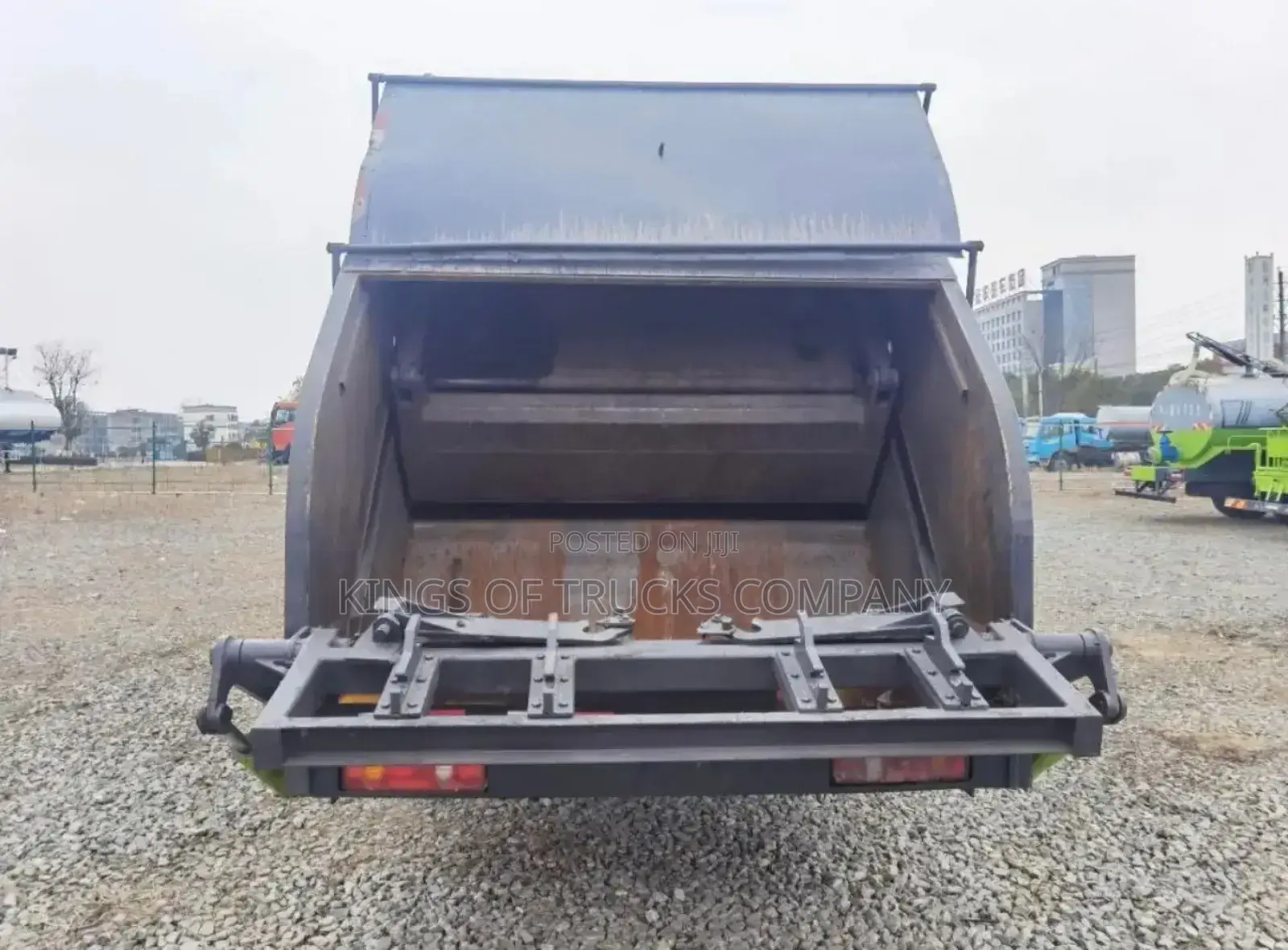 Import Garbage Trucks From China