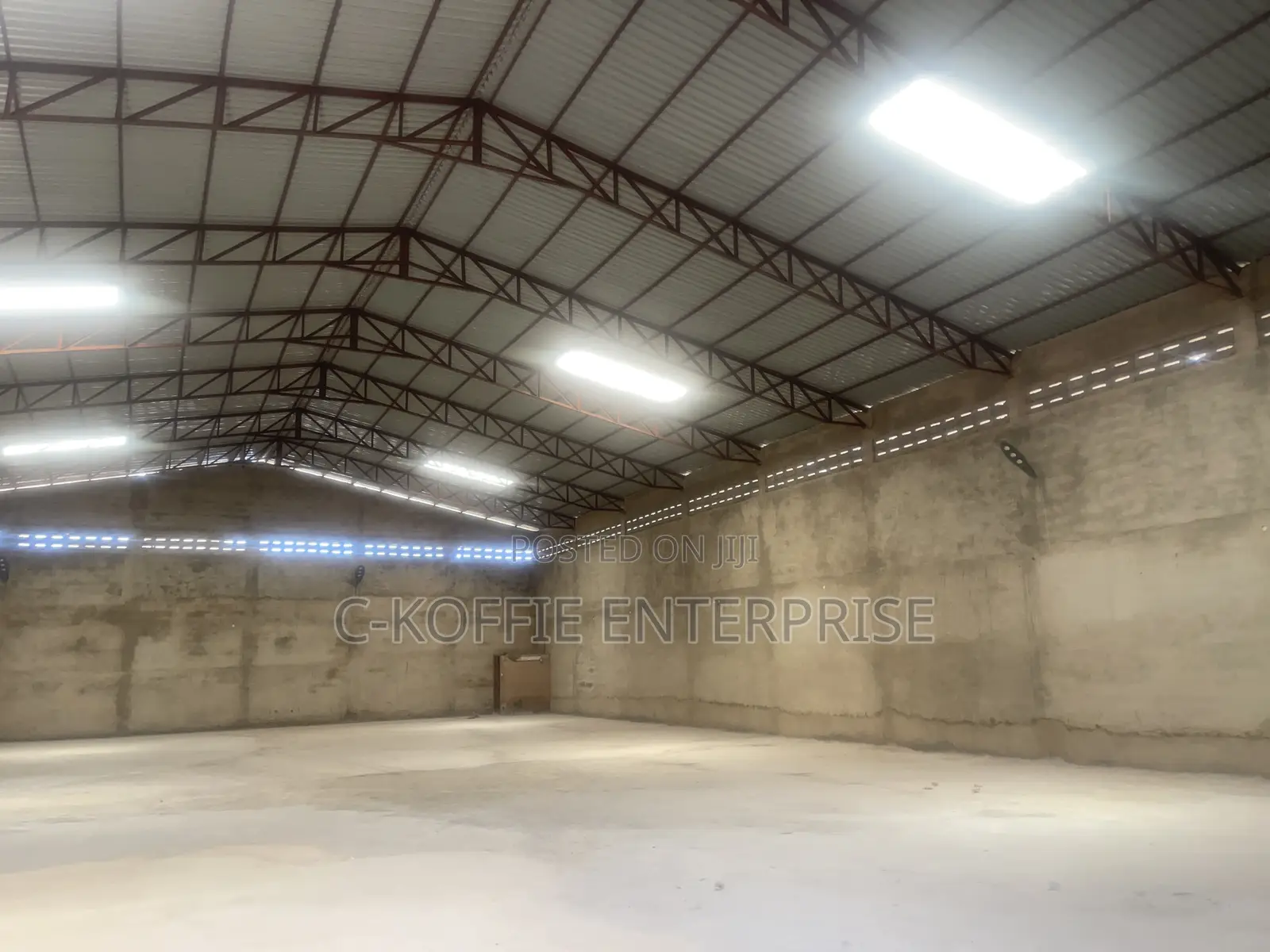 1200sqm Warehouse at Achimota for Rent