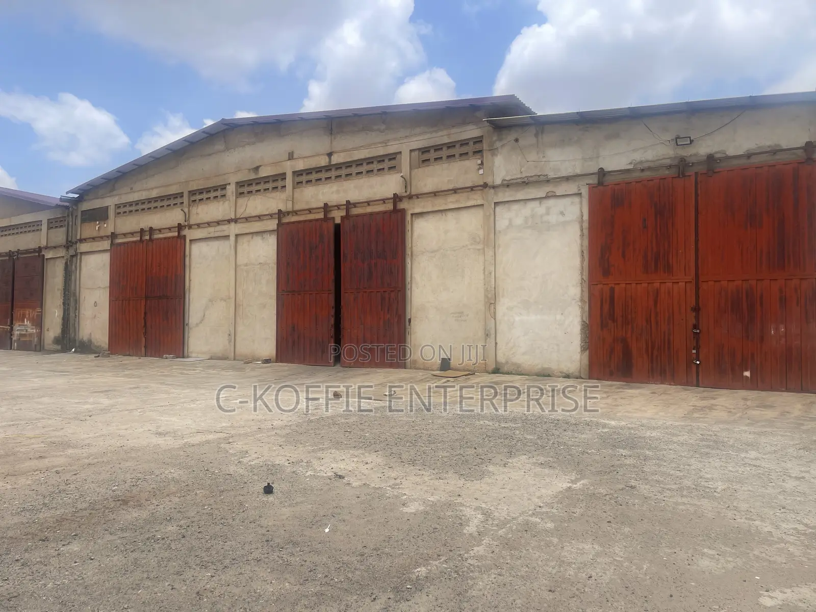 1200sqm Warehouse at Achimota for Rent