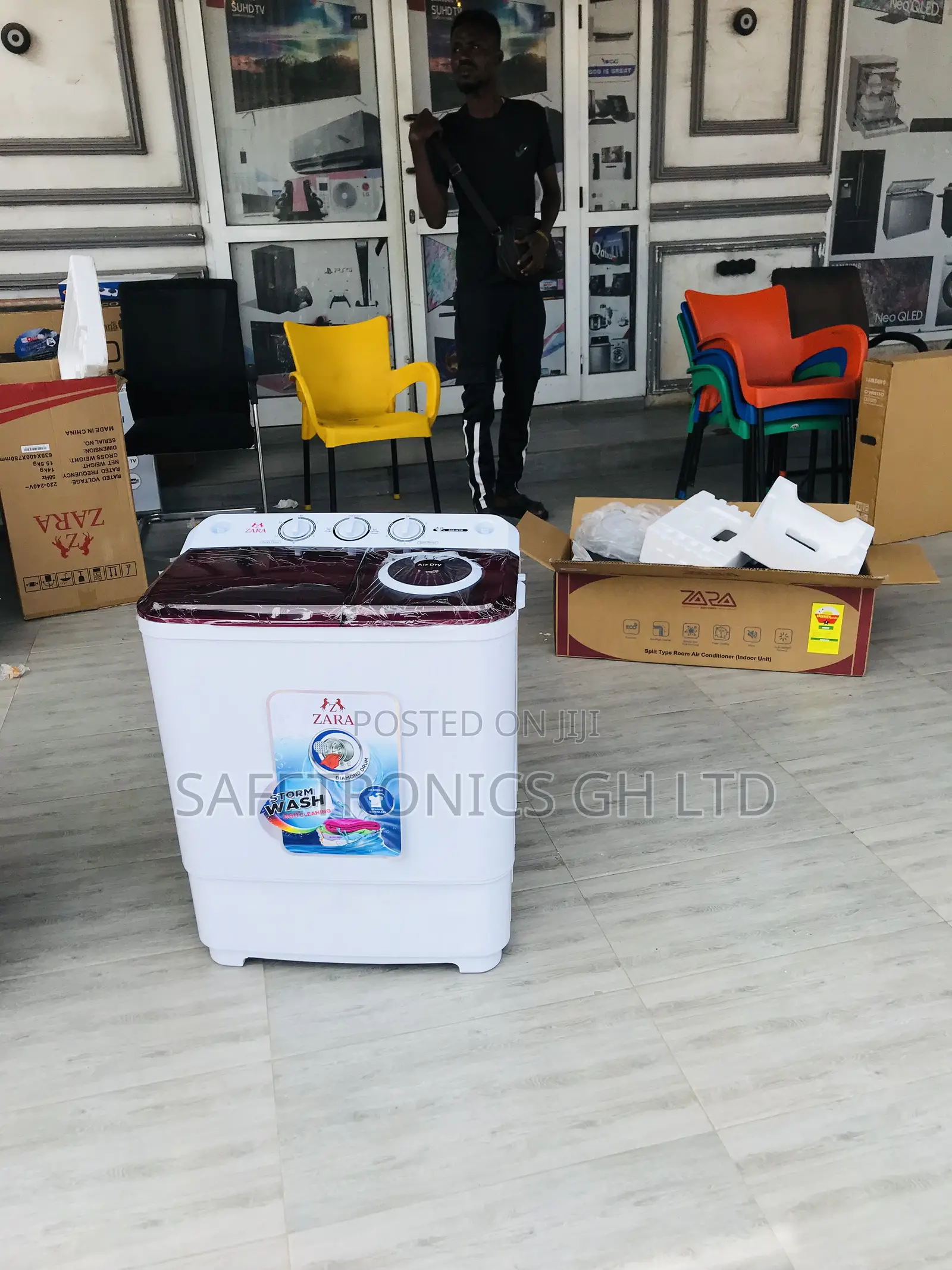 Valuable Zara (Red/White) Washingmachine 5kg Topload