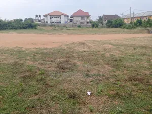 Titled Nin(9) Plots Around DPS School