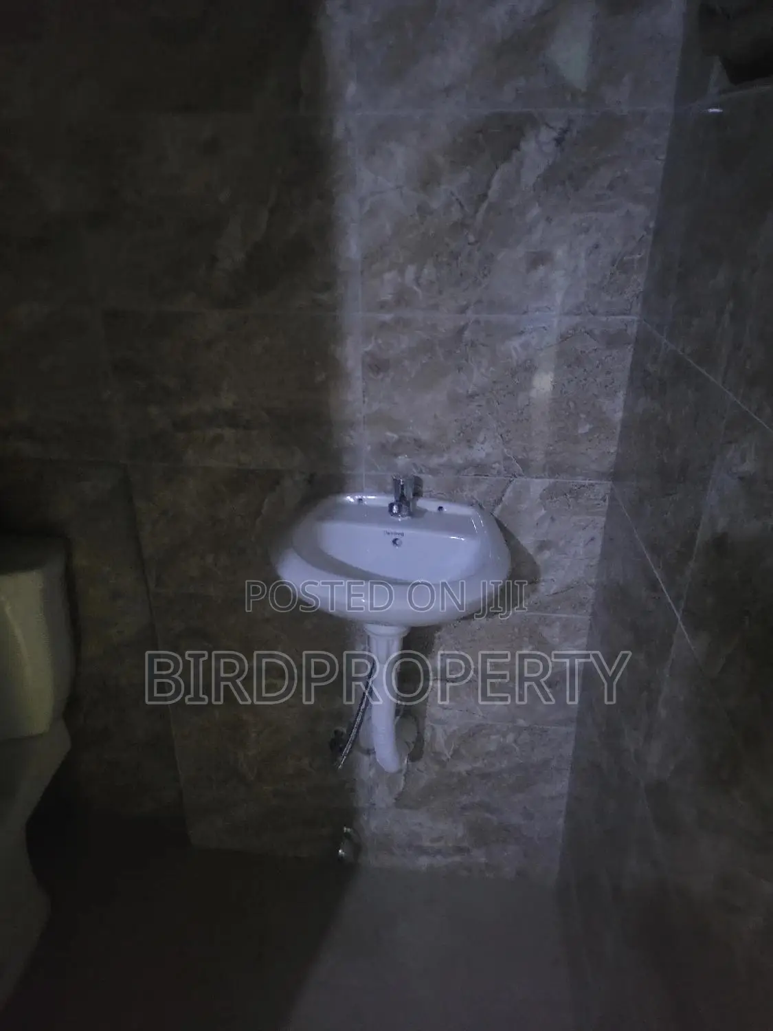 1bdrm Room & Parlour in Birdgroup, Achimota for rent