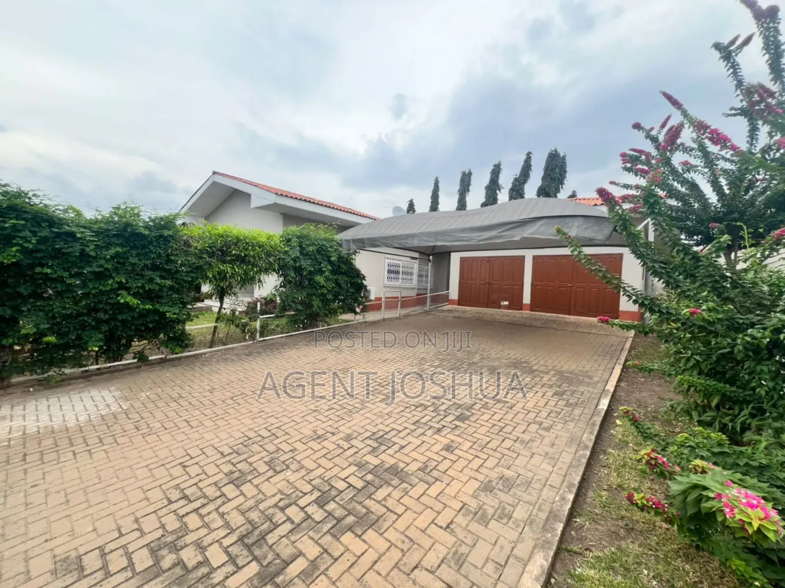 4bdrm House in Regimanuel Golden, Airport Residential Area for rent