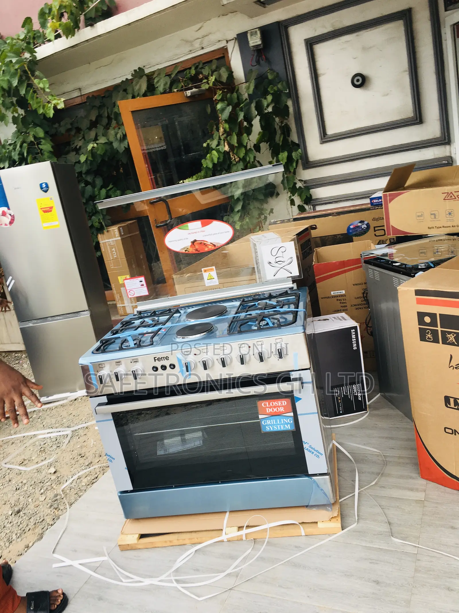 4 Gas + 2 Electric Ferre 60by90 Burner With Oven