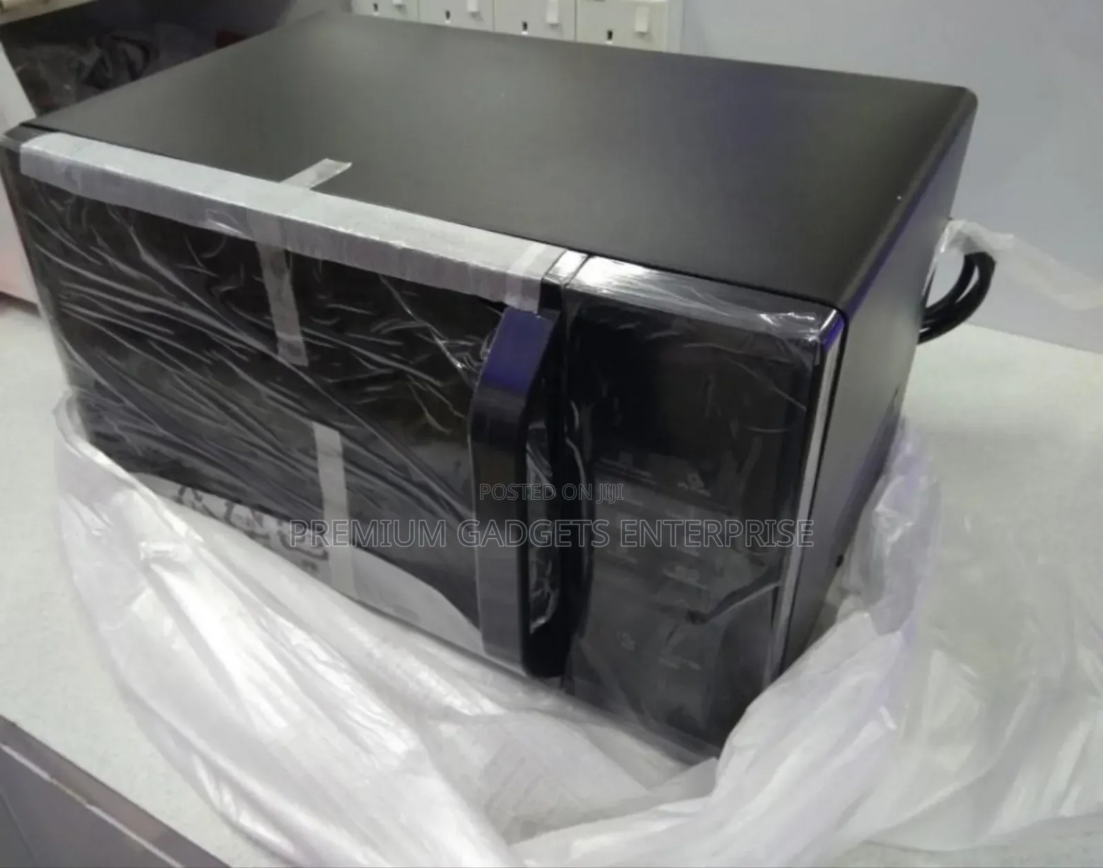 Ceramic Enamel Cavity Samsung 23l Microwave Oven With Grill