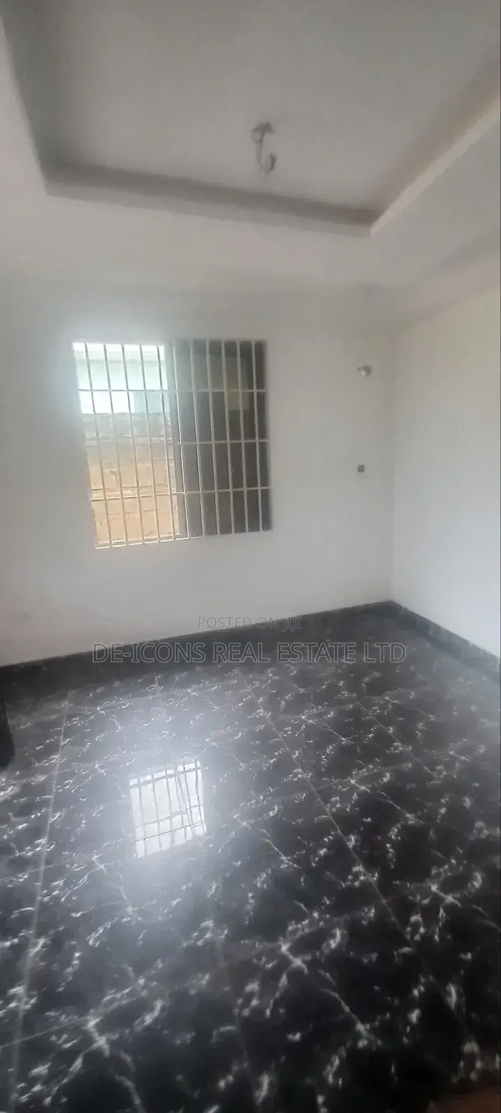 1bdrm Mansion in De-Icons Real Estate, Awutu Senya East Municipal