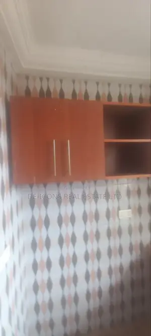 1bdrm Mansion in De-Icons Real Estate, Awutu Senya East Municipal