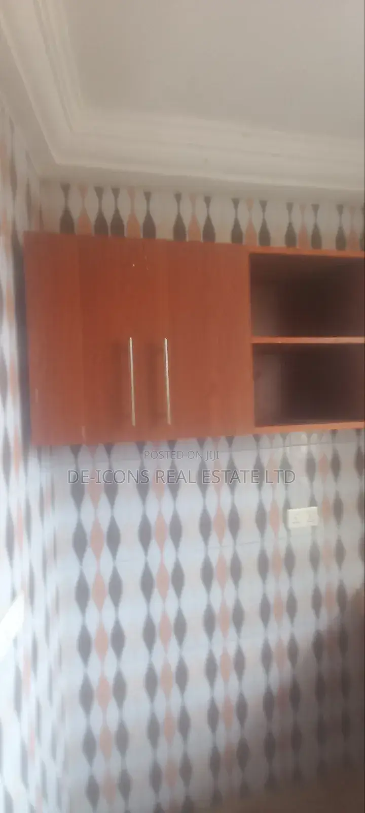 1bdrm Mansion in De-Icons Real Estate, Awutu Senya East Municipal