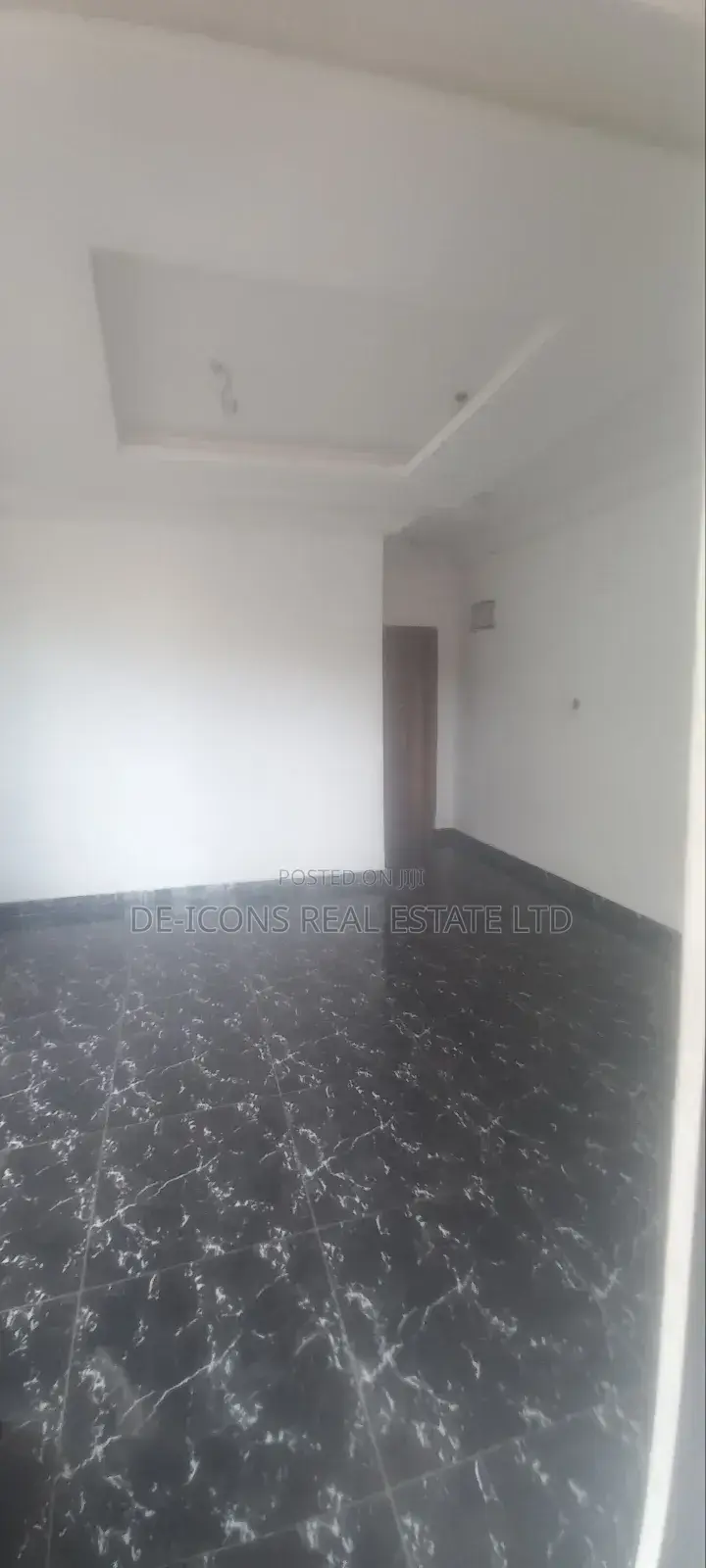 1bdrm Mansion in De-Icons Real Estate, Awutu Senya East Municipal