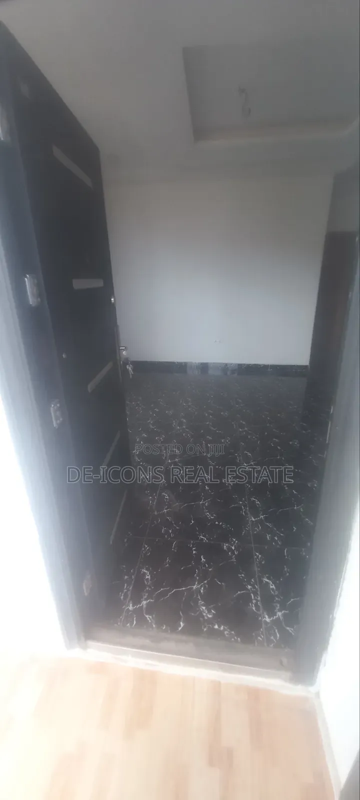1bdrm Mansion in De-Icons Real Estate, Awutu Senya East Municipal