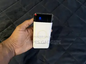 LOS ANGELES RAMS Wireless Power Bank (10,000mah)