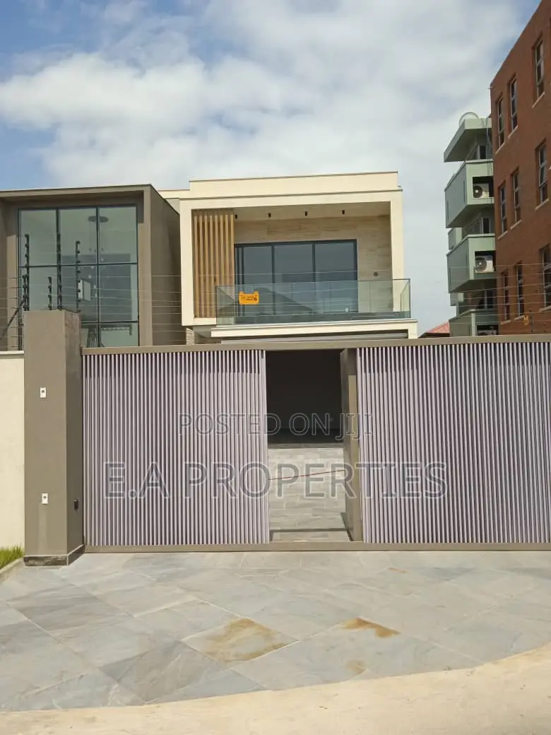 4bdrm House in E A Properties, A&C Mall Area for sale
