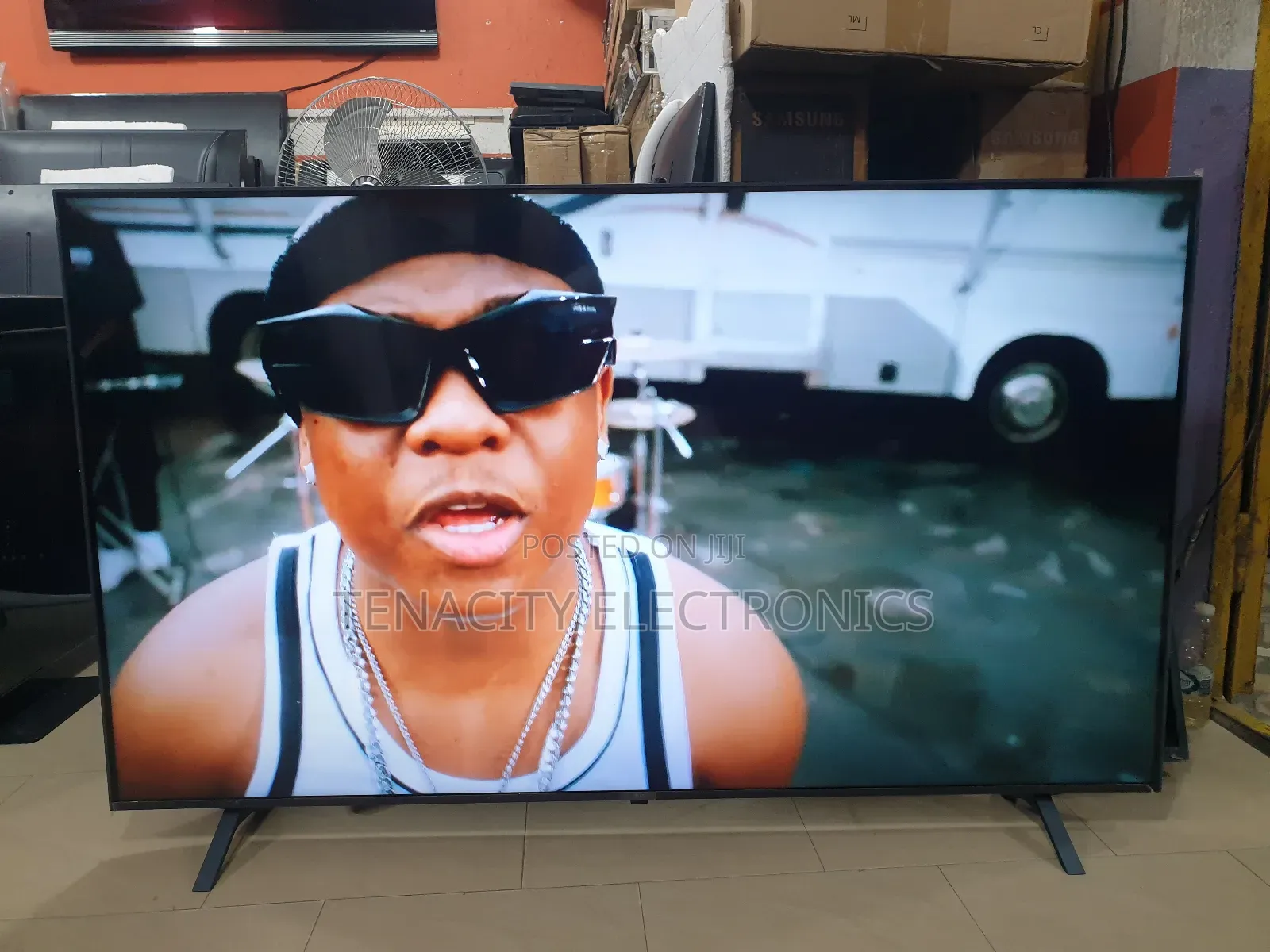 65/Lg Uhd HDR Mart Satellite Tv
