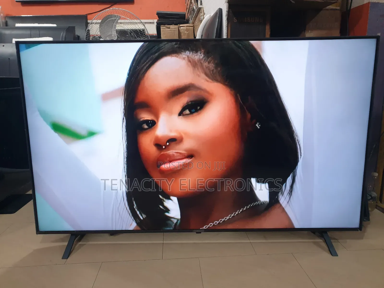 65/Lg Uhd HDR Mart Satellite Tv