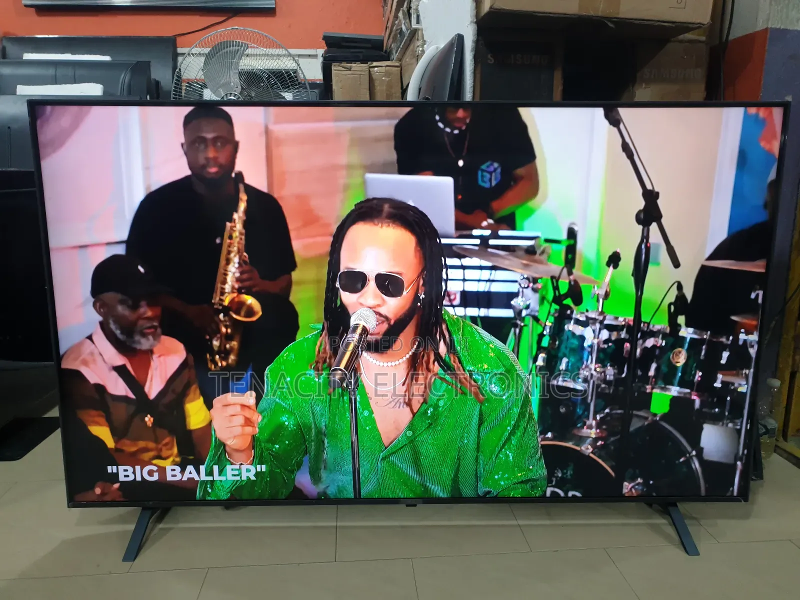65/Lg Uhd HDR Mart Satellite Tv