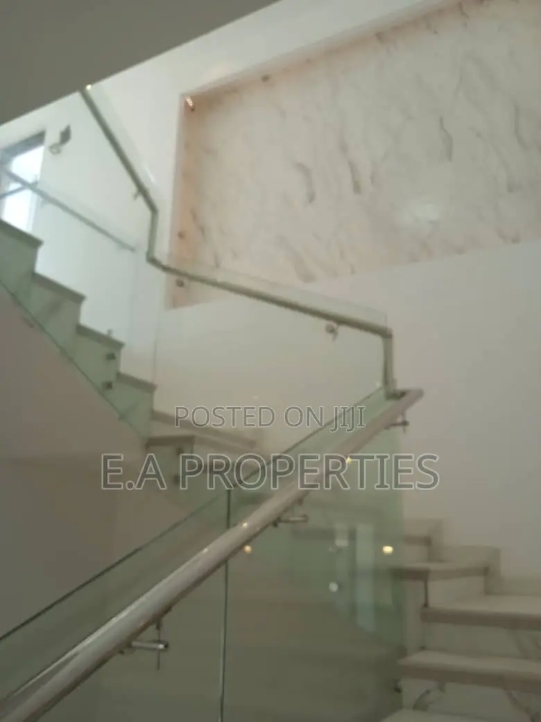 4bdrm House in E A Properties, American House for sale