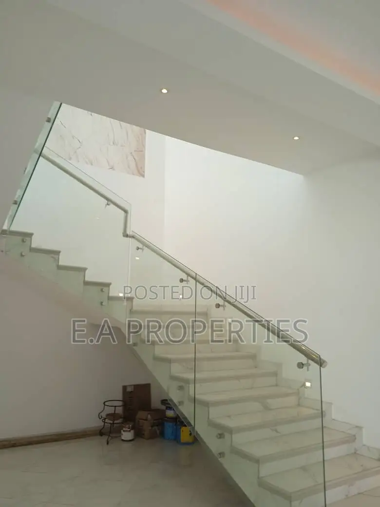 4bdrm House in E A Properties, American House for sale