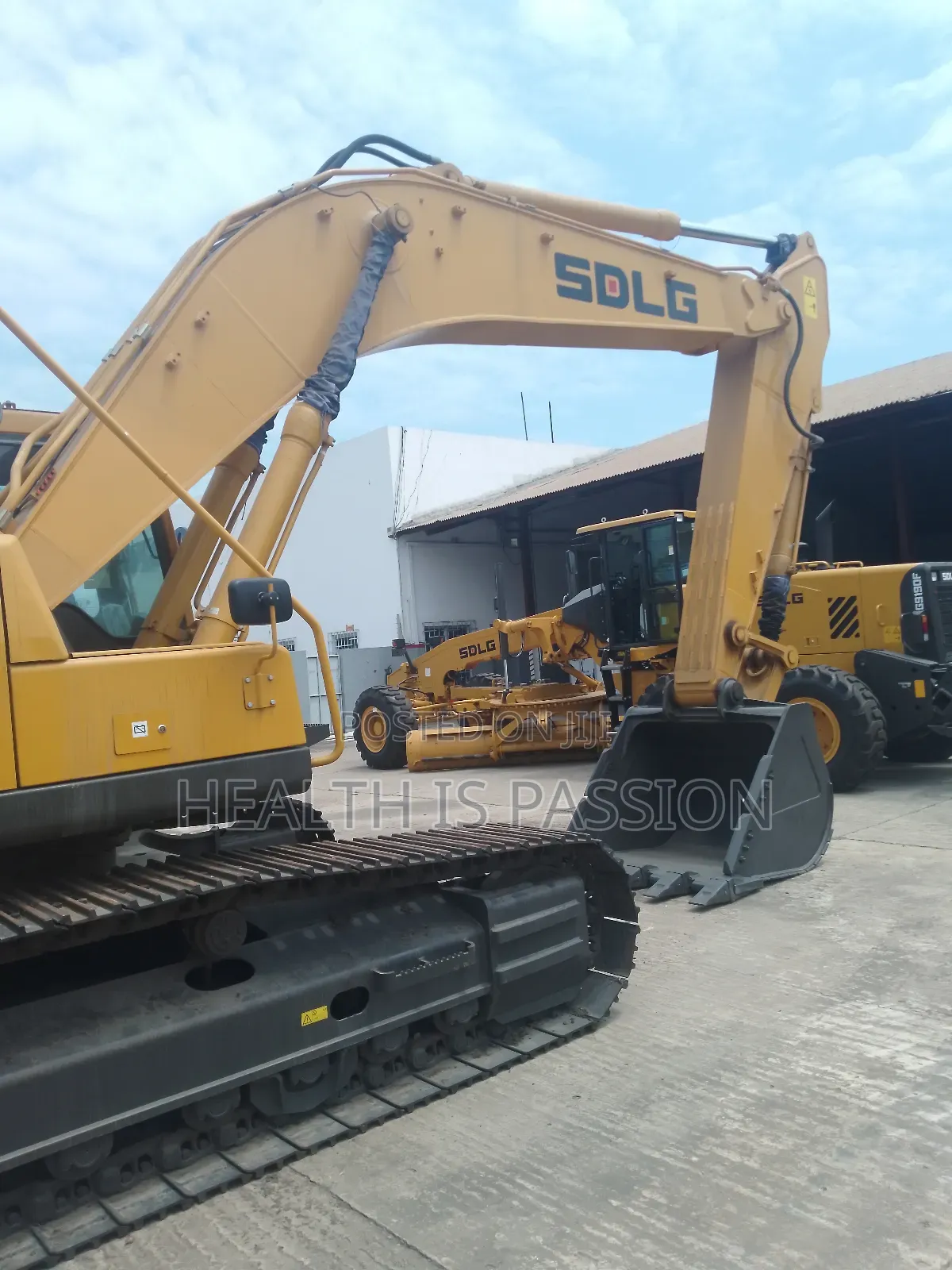 SDLG Excavator, 30tons (E6300F) With Long Boom for Sale