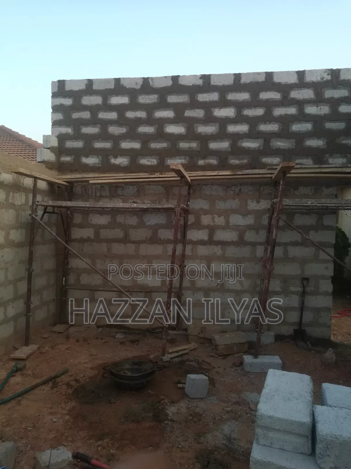 Top Block Laying and Other Mason Jobs