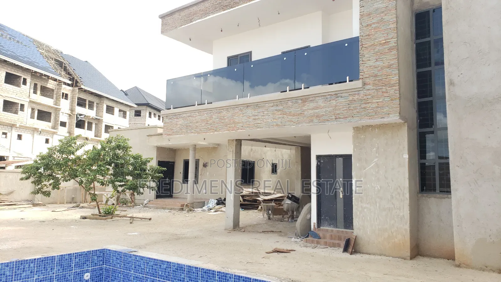 7bdrm House in Fredimens Real, Kumasi Metropolitan for sale