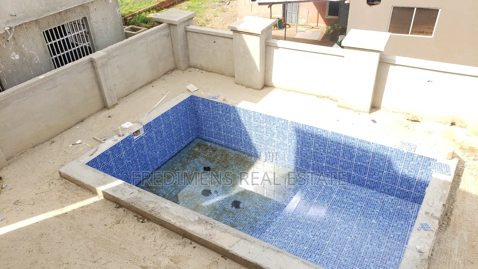 7bdrm House in Fredimens Real, Kumasi Metropolitan for sale