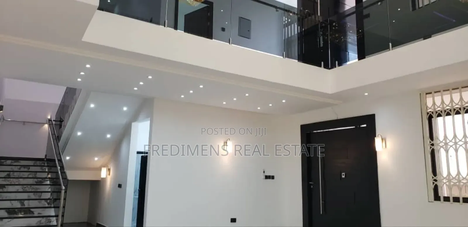 7bdrm House in Fredimens Real, Kumasi Metropolitan for sale