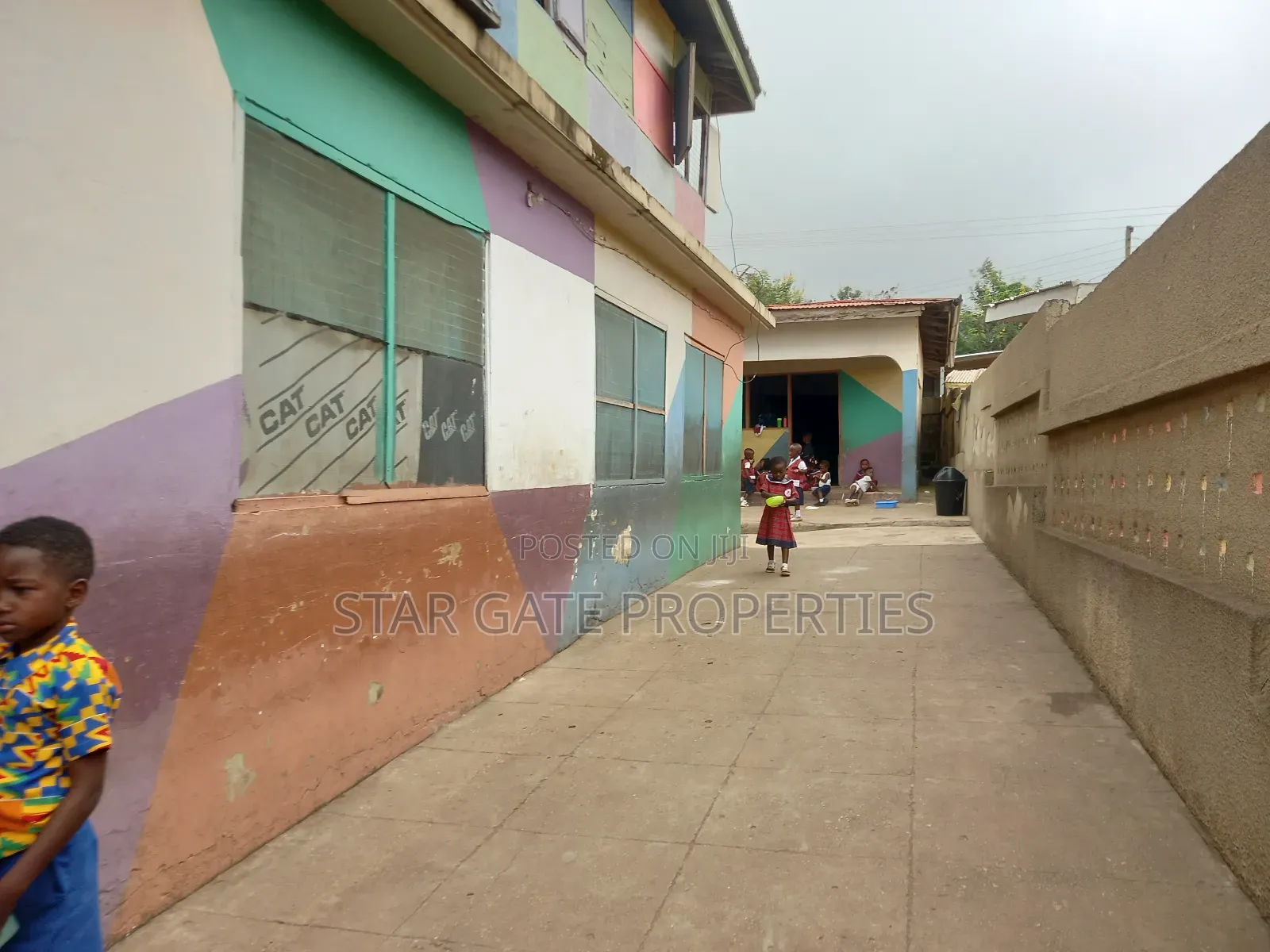 School for Sale at Obuasi ( 15 Class Rooms)