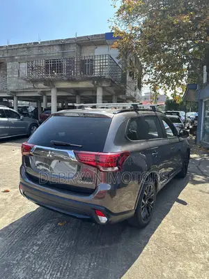 Mitsubishi Outlander SE AWC 2018 Brown