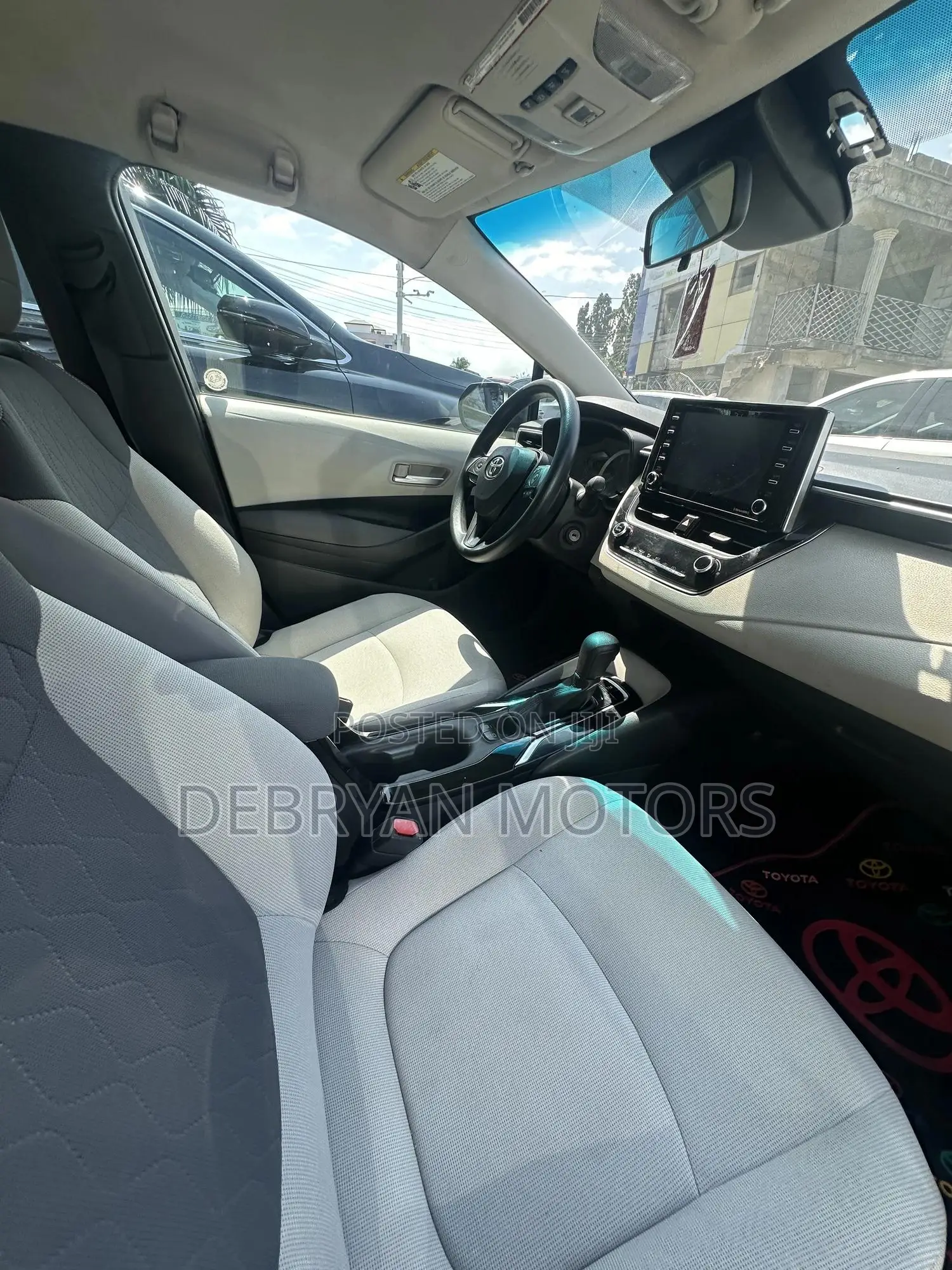 Toyota Corolla LE 2021 Black