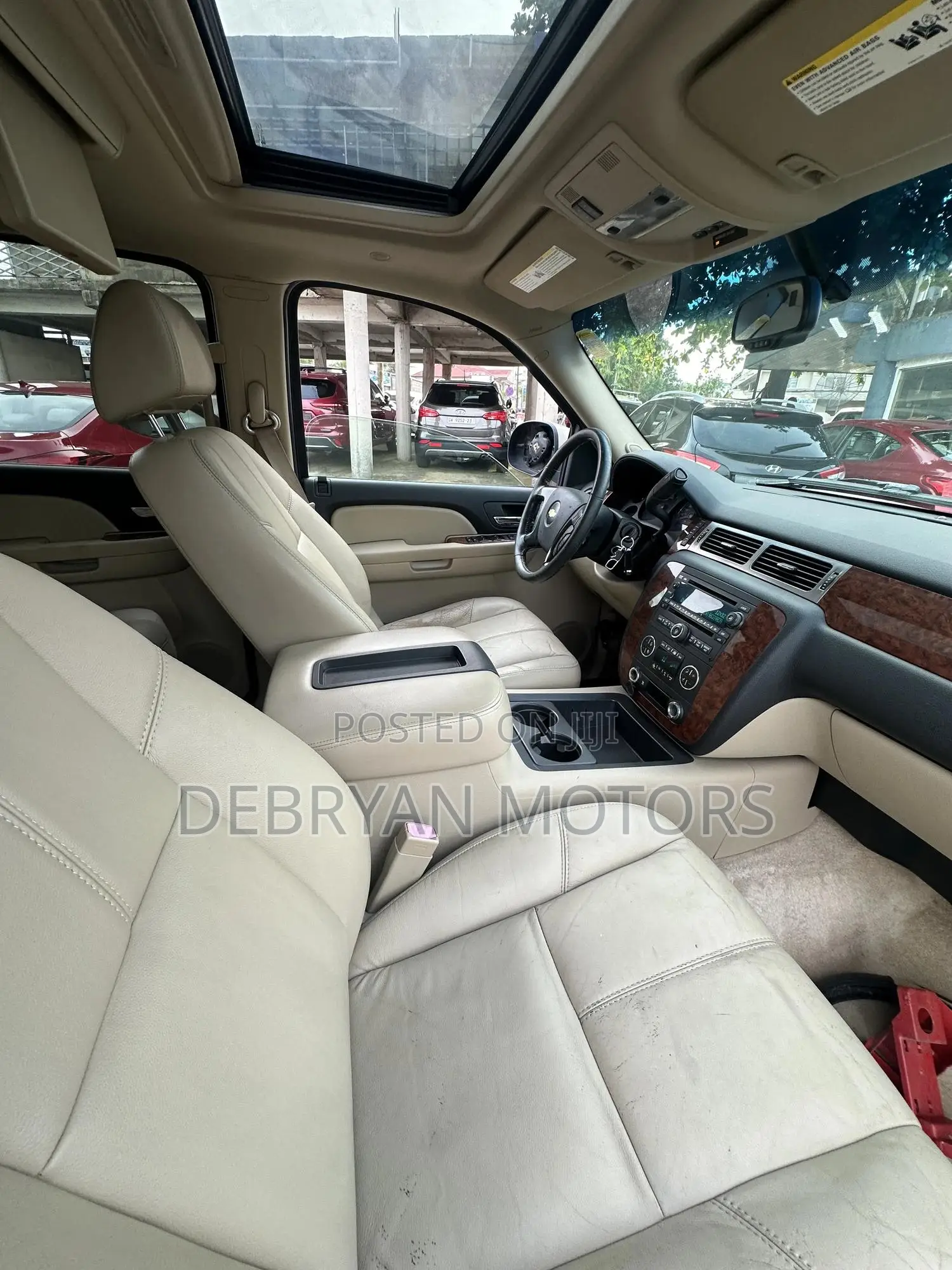 Chevrolet Suburban LT 4x4 2007 Brown
