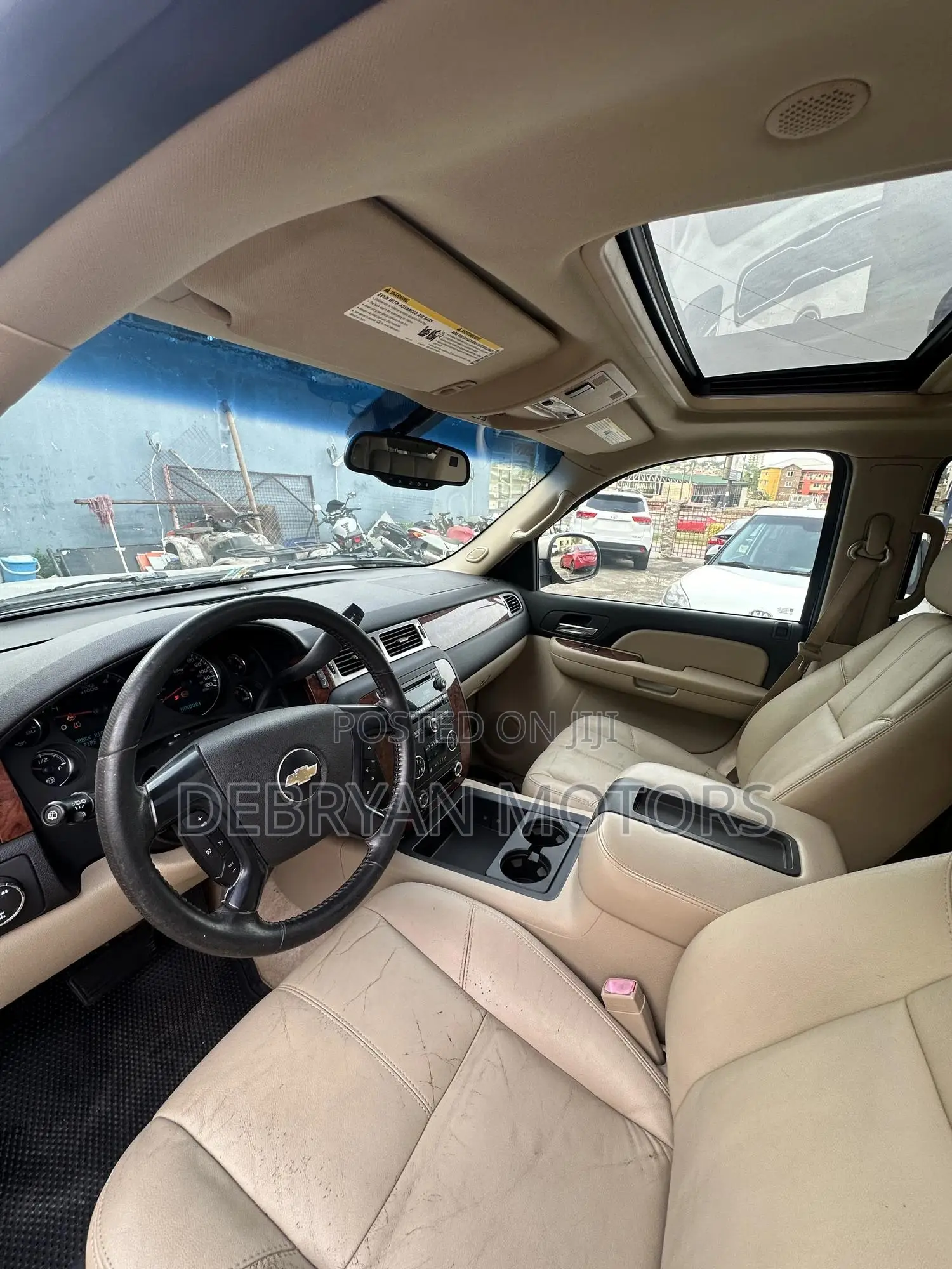 Chevrolet Suburban LT 4x4 2007 Brown