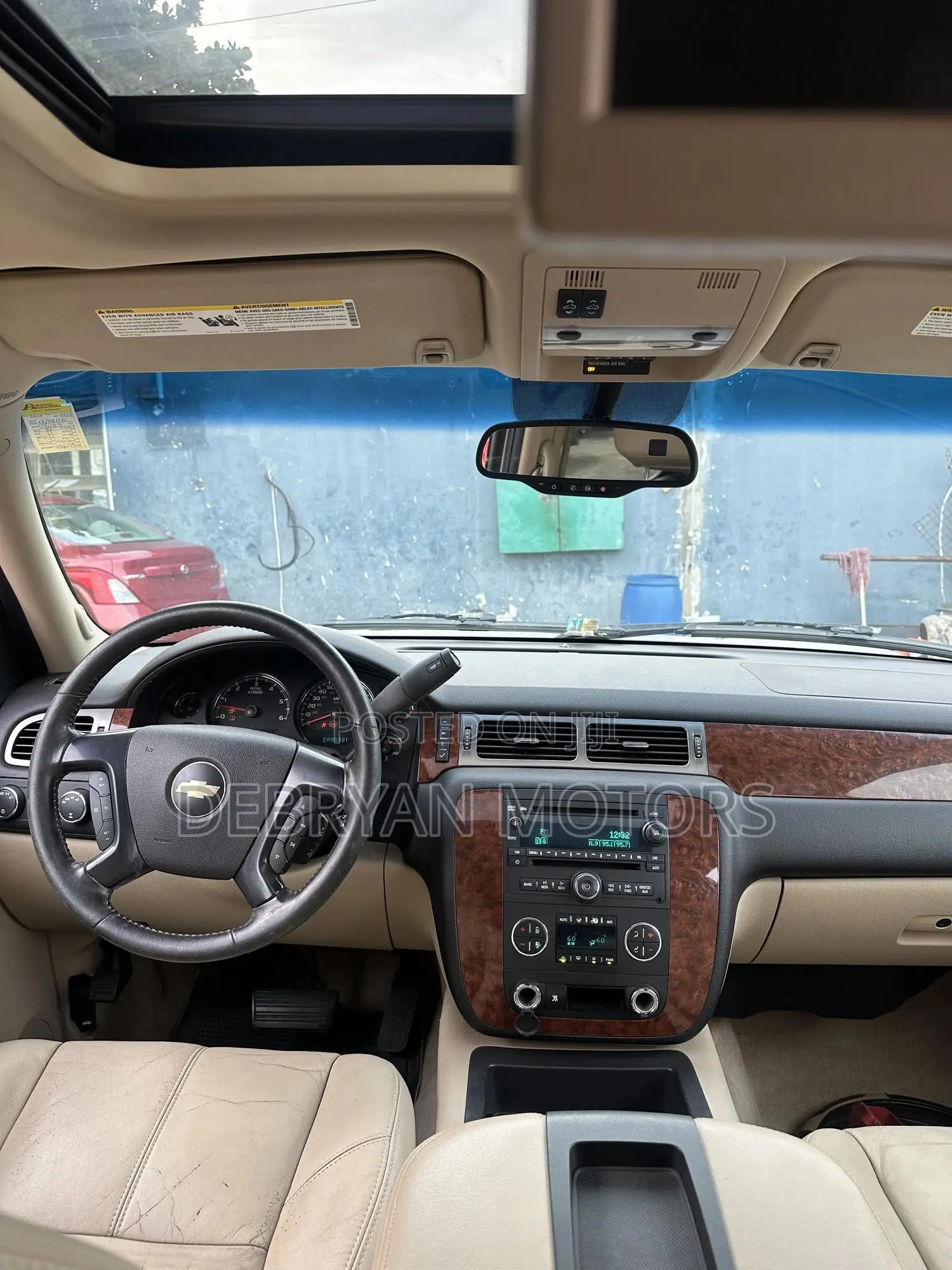 Chevrolet Suburban LT 4x4 2007 Brown