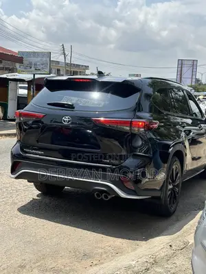 Toyota Highlander XSE AWD 2023 Black