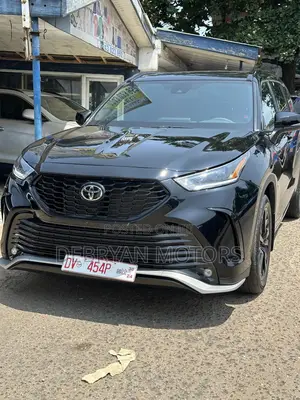 Toyota Highlander XSE AWD 2023 Black