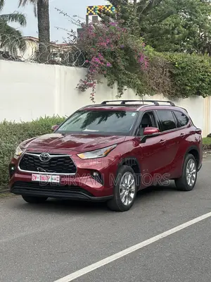 Toyota Highlander Limited FWD 2020 Red