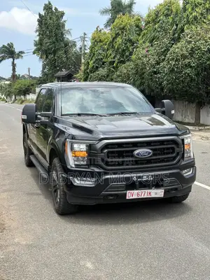 Ford F-150 XLT 2023 Black