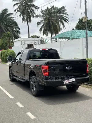 Ford F-150 XLT 2023 Black