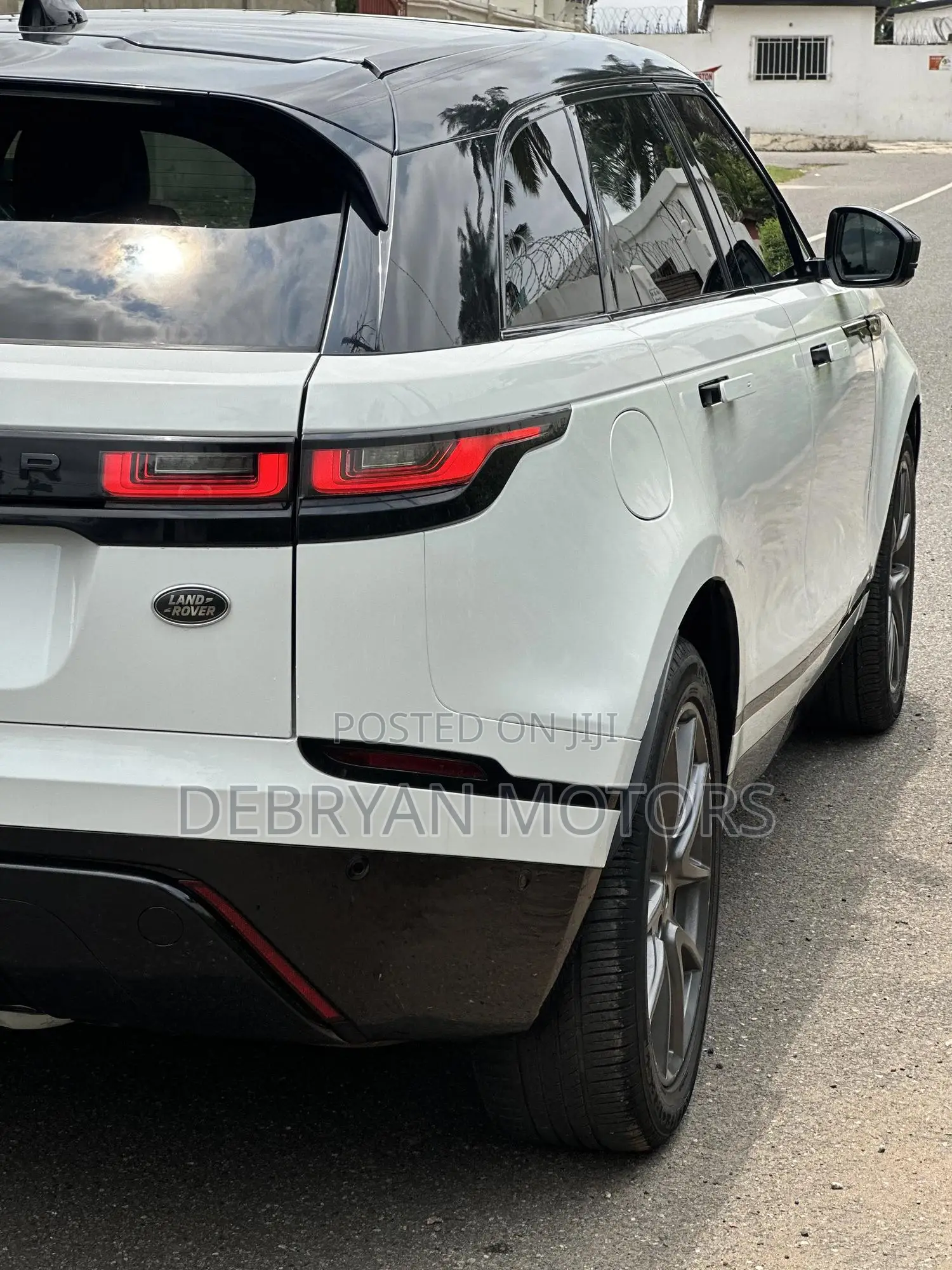 Land Rover Range Rover Velar R-Dynamic S 2021 White