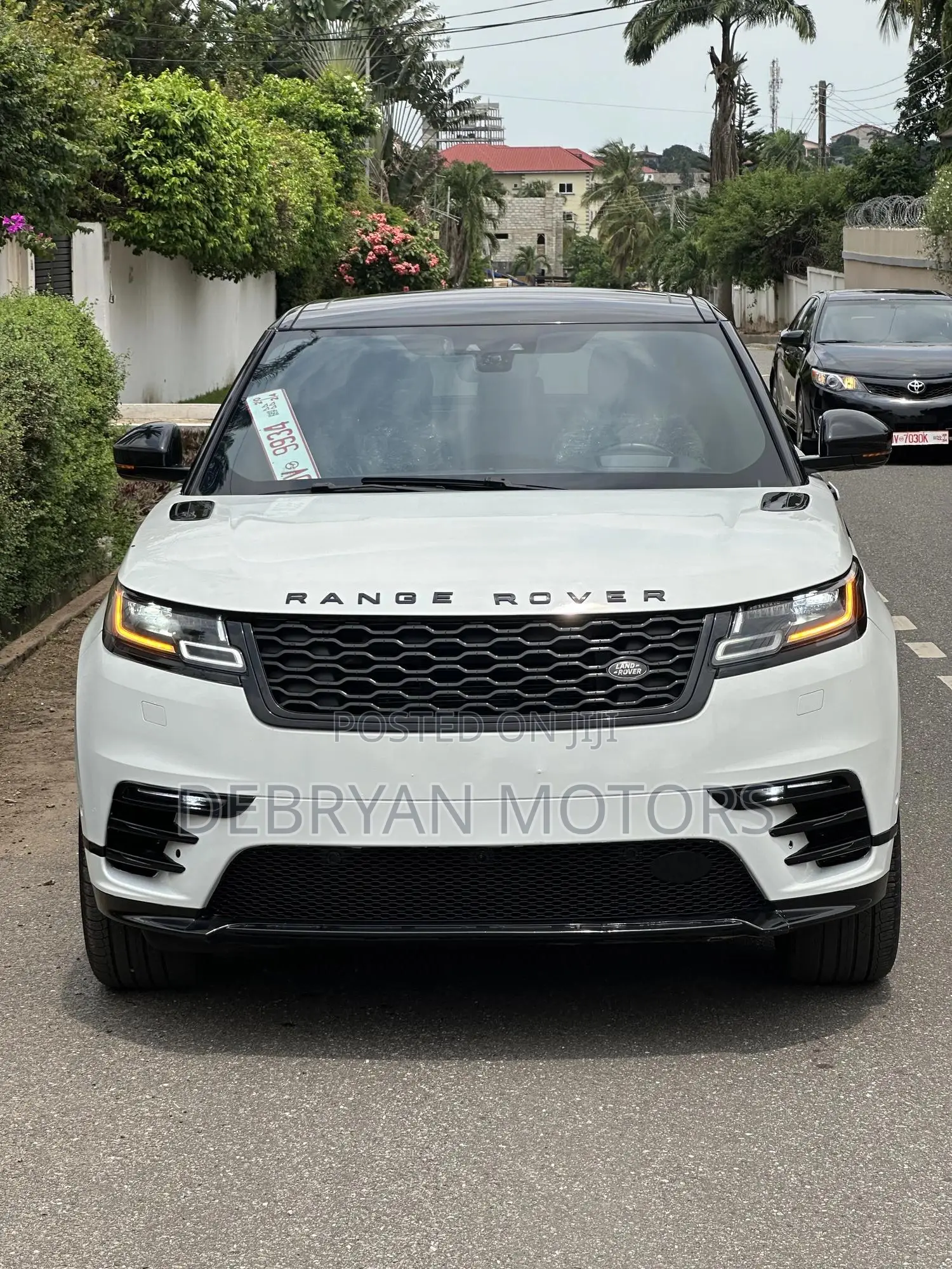 Land Rover Range Rover Velar R-Dynamic S 2021 White