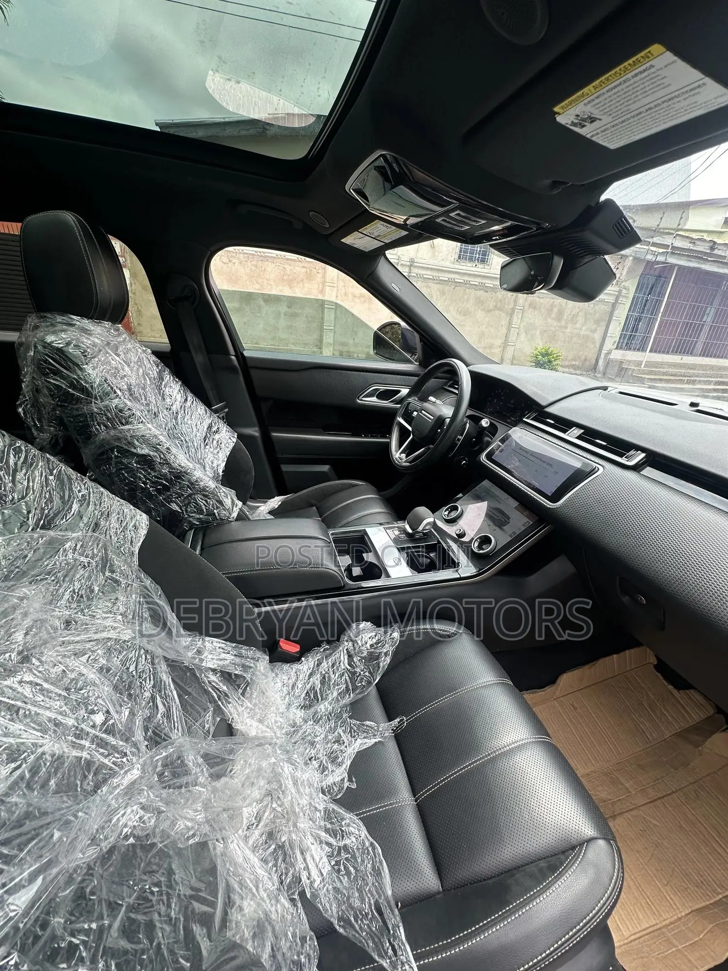 Land Rover Range Rover Velar R-Dynamic S 2021 White