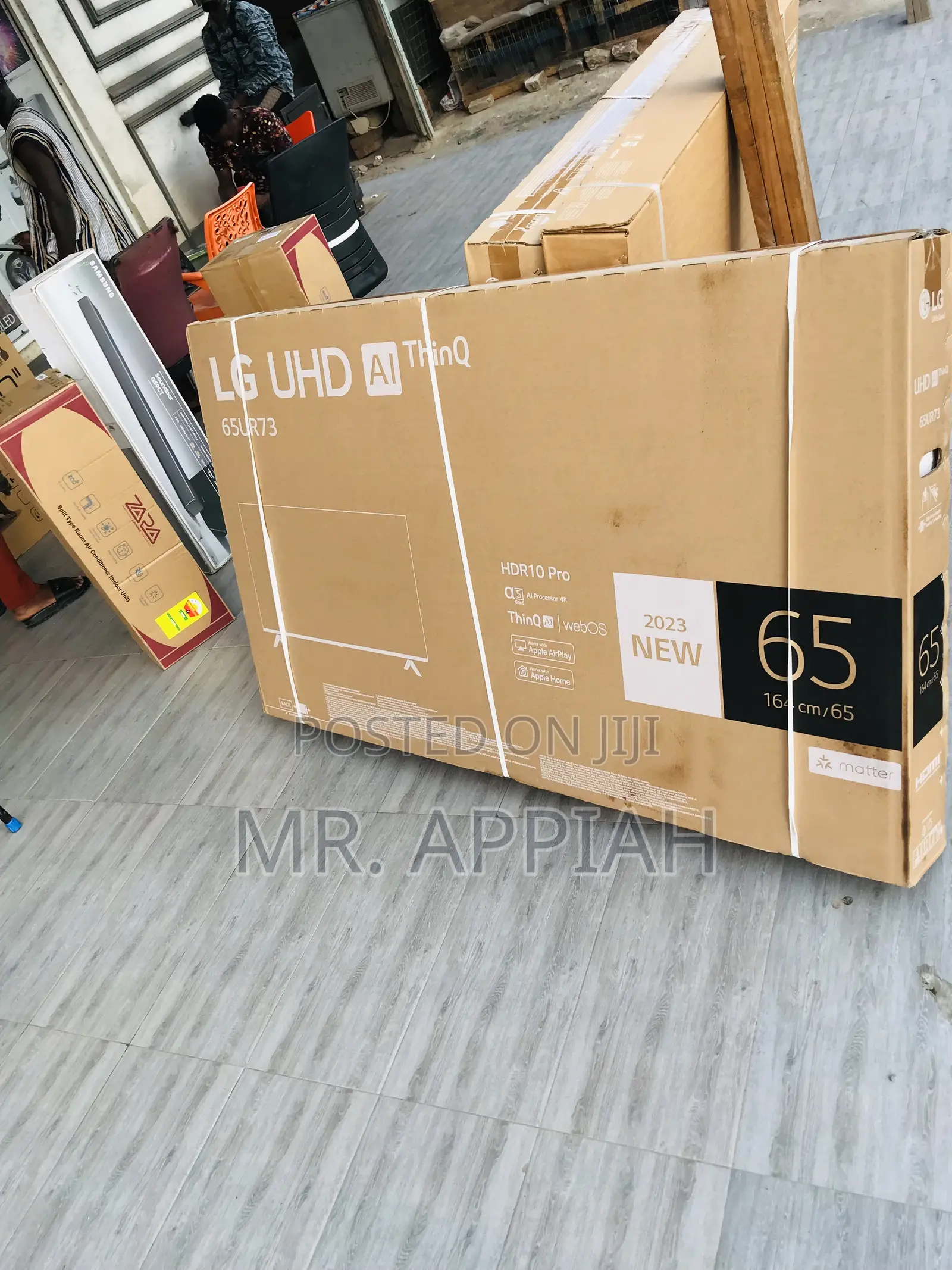 Smart Uhd LG 65 Inch(165cm)Television.